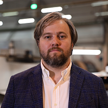 Евгений Токаренко